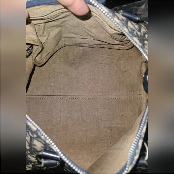 Dior Black and Tan Travel Bag - Picture 10 of 12